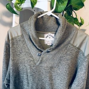 Iron & Resin two button Sweater in Grey/Green XL